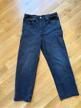 Levi's Ribcage Straight Ankle Jeans